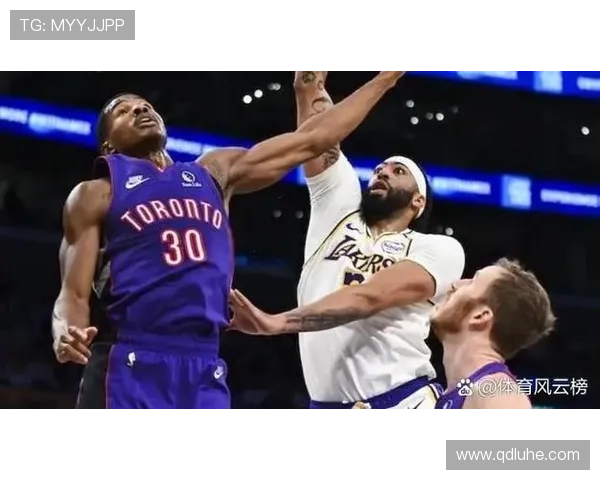 詹姆斯带领湖人复苏击败勇士，浓眉全能表现成比赛关键